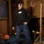 بلايز صيفية للأولاد من القطن بدون ياقة: 3 أنماط جريئة | S12019