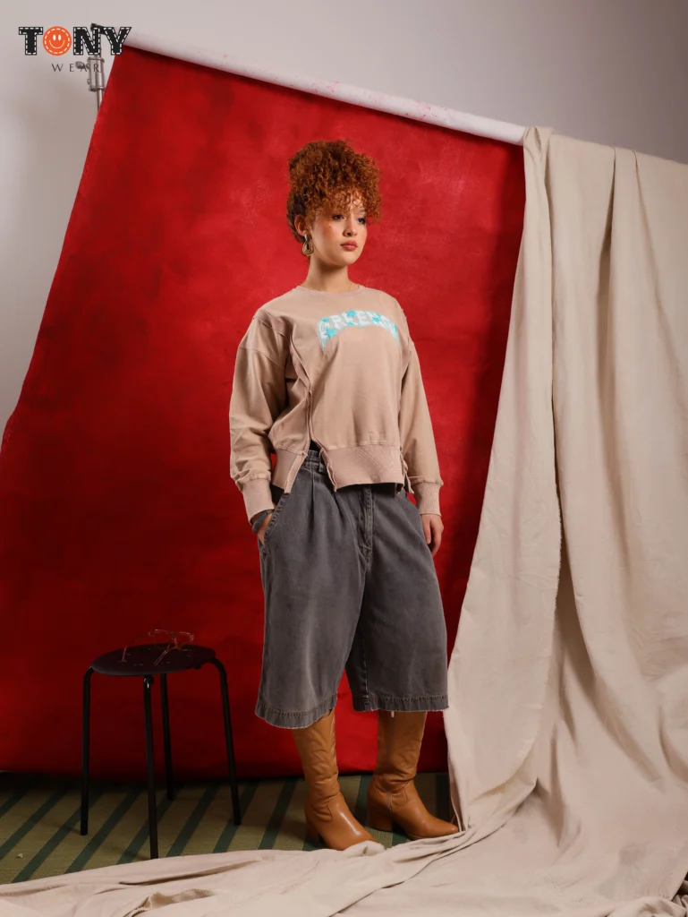 Girls Summer Cotton Graphic Crewneck in Black Beige and Pink with arched text design