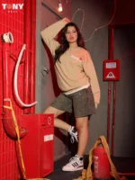 Girls Melton Heartbreaker Crewneck: 3 Viral Looks 2026 - Image 3